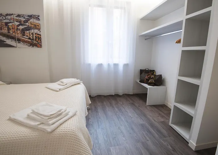 Italianflat - Theater Flat, Free Parking Апартаменты *