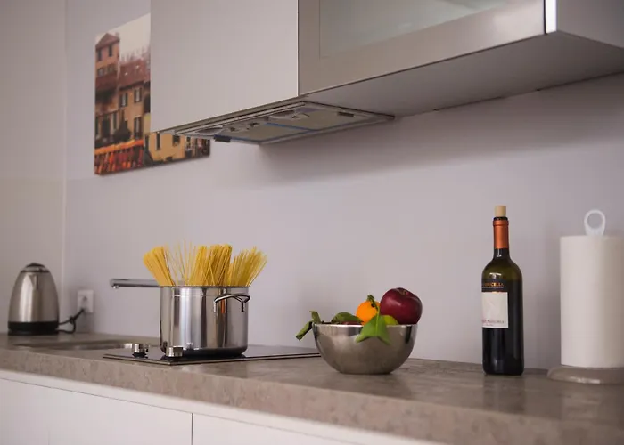 Italianflat - Theater Flat, Free Parking Апартаменты *