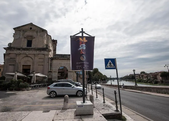 Italianflat - Theater Flat, Free Parking Апартаменты *