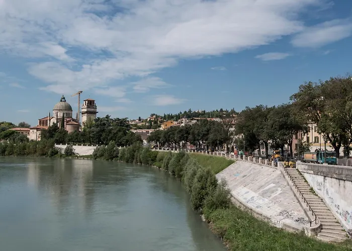 Апартаменты Italianflat - Theater Flat, Free Parking Верона