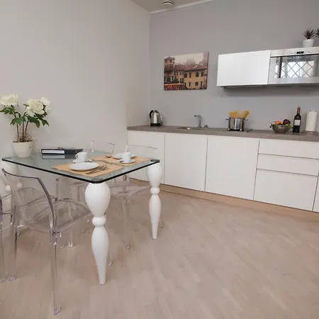 Apartment Italianflat - Theater Flat, Free Parking *