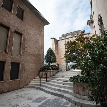 Italianflat - Theater Flat, Free Parking Apartment