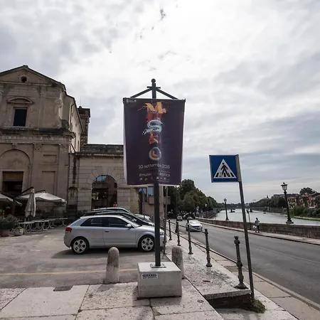 Italianflat - Theater Flat, Free Parking Apartment *